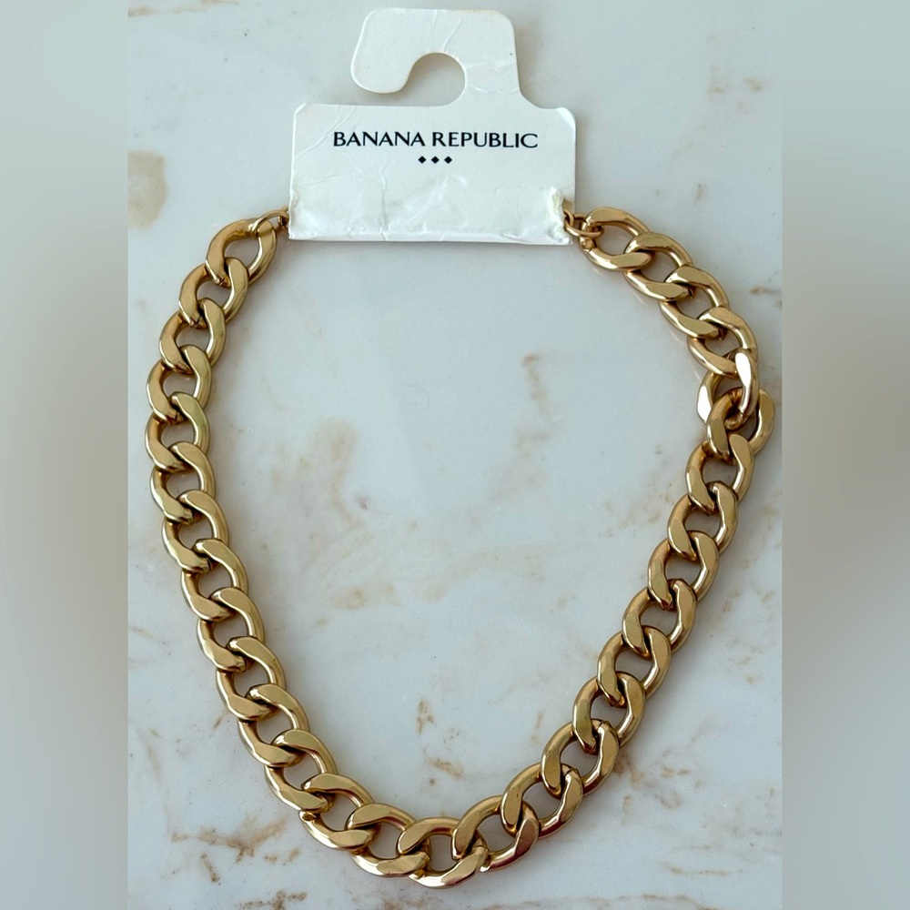 NEW- Banana Republic - THICK CURB CHAIN NECKLACE